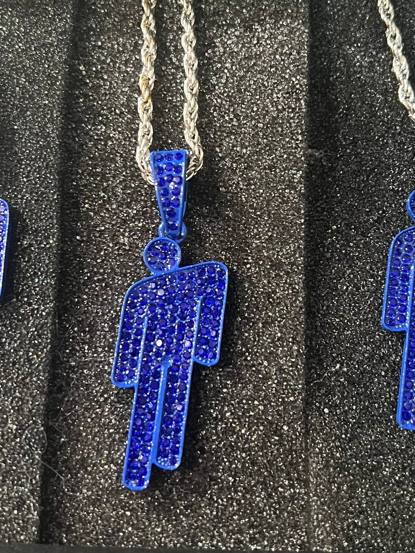 Billie eilish blohsh necklace blue remodel version og different version bigger/better quality