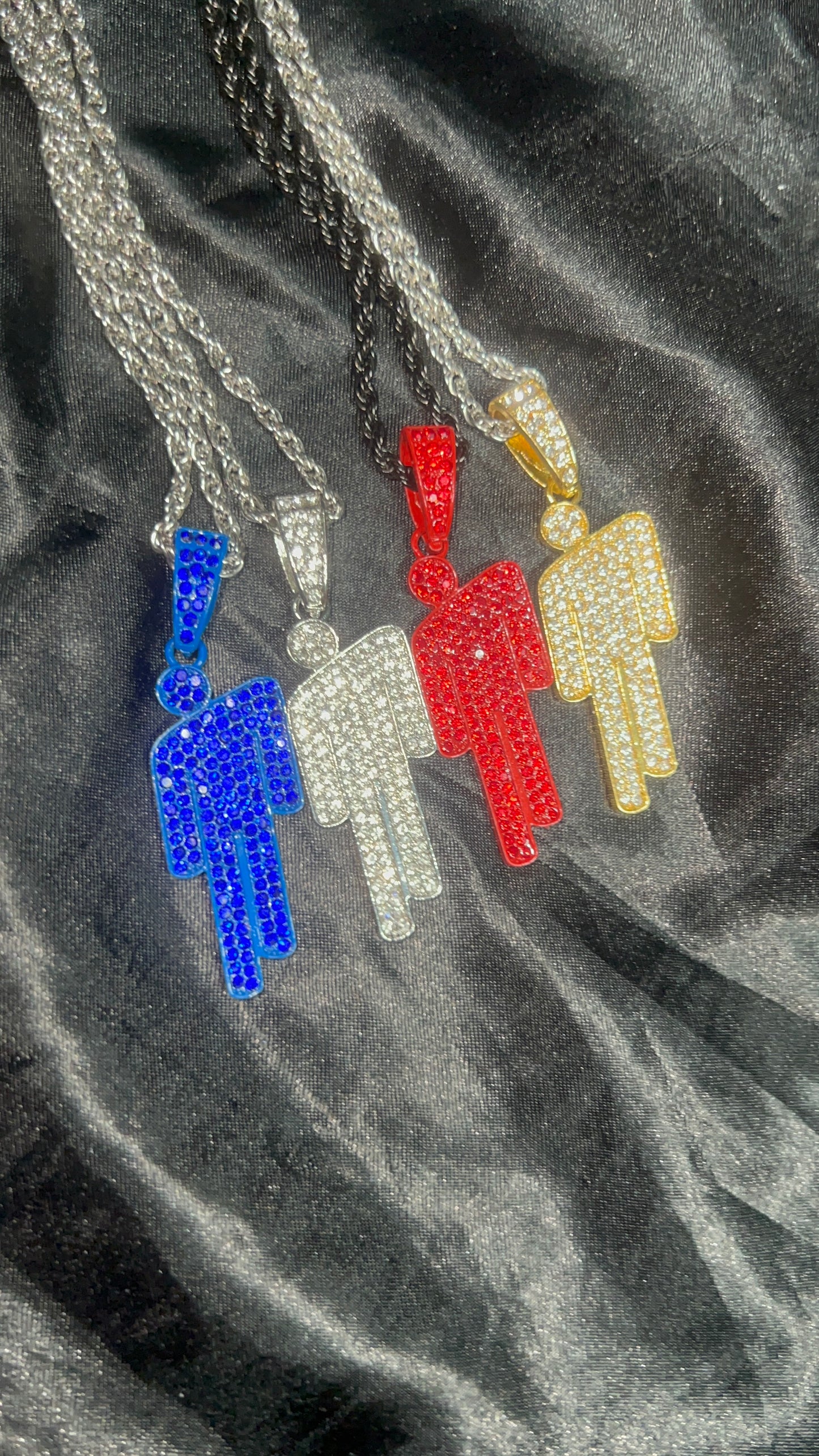 Billie eilish gold blohsh necklace bigger and better quality shiny