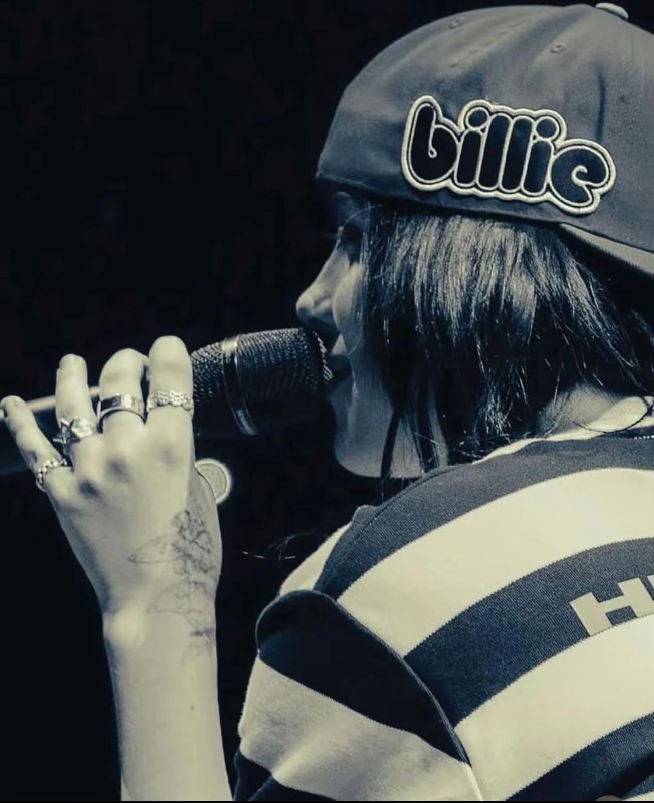 Billie eilish inspired star ring similar one worn by Billie  size- adjustable