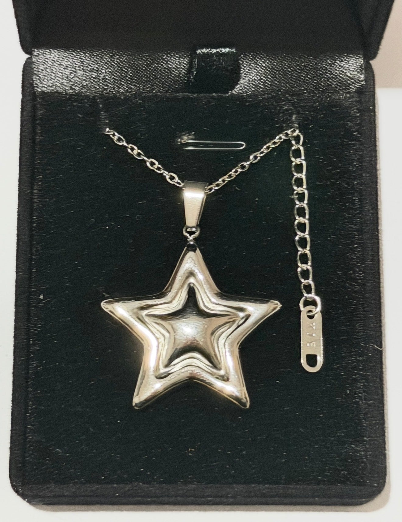 Stainless steel bubbly star necklace adjustable glossy