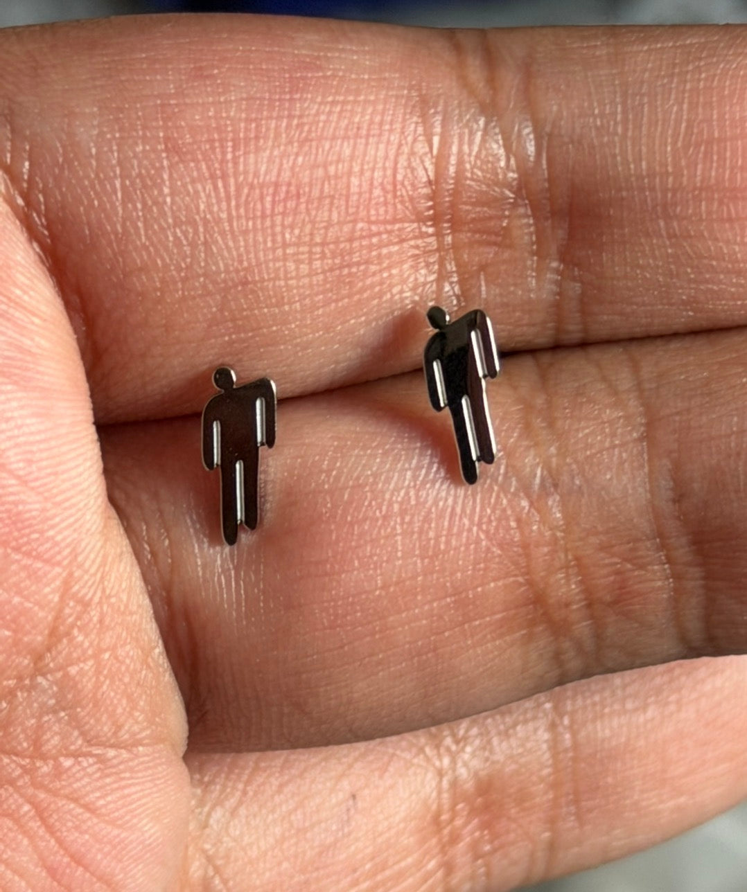 Billie Eilish Stud earings stainless steel same size as OG non tarnishing shiny
