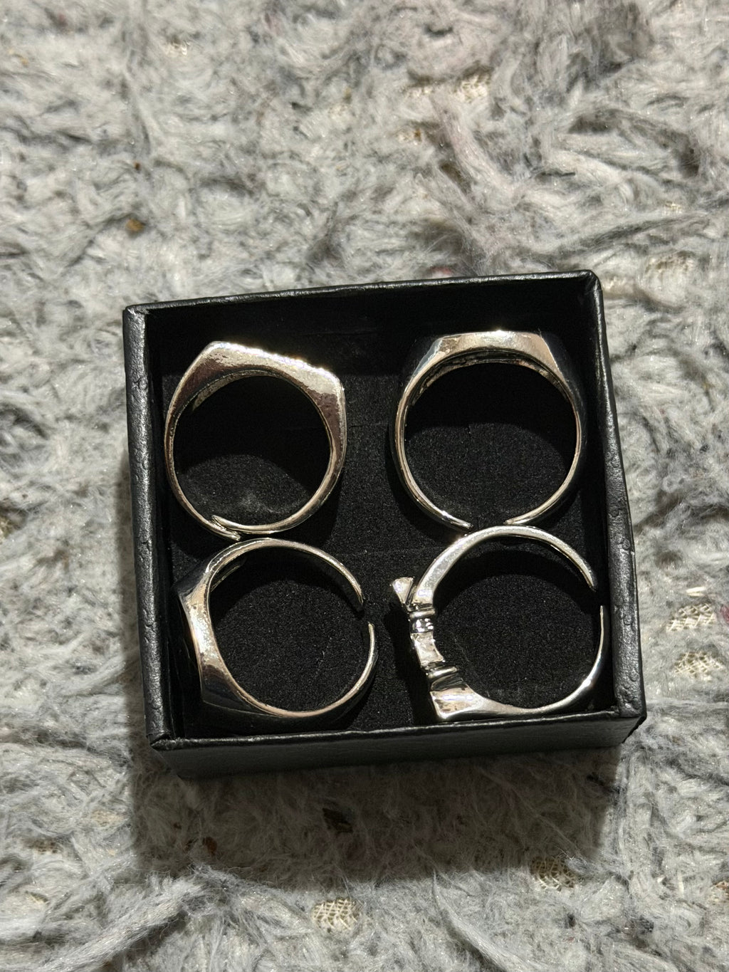 Billie Eilish Inspired 4 PC set stainless steel adjustable rings